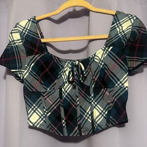 Plaid cropped top perfect for a frankiestein inspired fit
